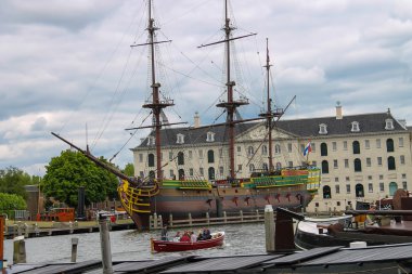 Hollanda Denizcilik Museu sergiler gelen turist