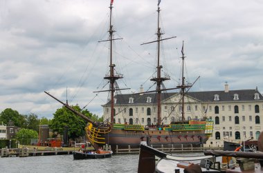 Hollanda Denizcilik Museu sergiler gelen turist