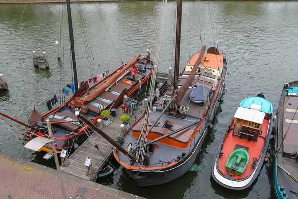 Barcos - expone el Museo Marítimo de los Países Bajos en Amsterdam — Foto de Stock