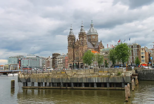 Basilika des heiligen nikolaus in amsterdam — Stockfoto