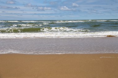 Sandy beach yakınındaki Kuzey Denizi'nde Zandvoort, Hollanda