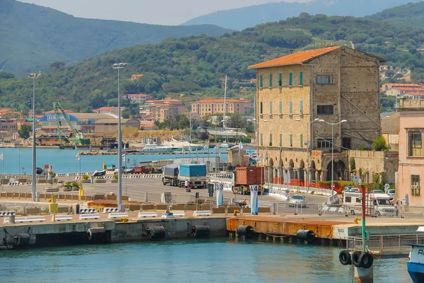 Porto di Portoferraio all'Isola d'Elba, Toscana, Italia — Foto Stock