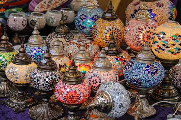 Sale of mosaic glass lamps at the street shop on the Grote Markt — Stock Photo, Image