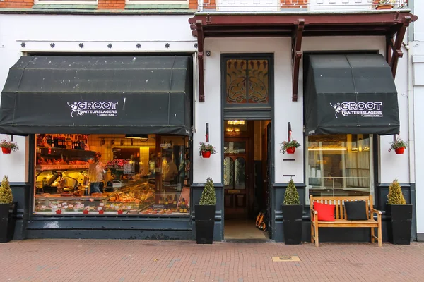 Magasin de produits de viande Groot Traiteurslagers on Kruisstraat street i — Photo