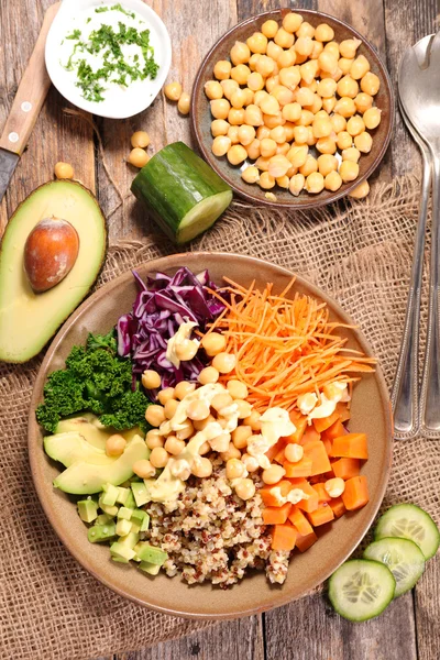 healthy veggie bowl
