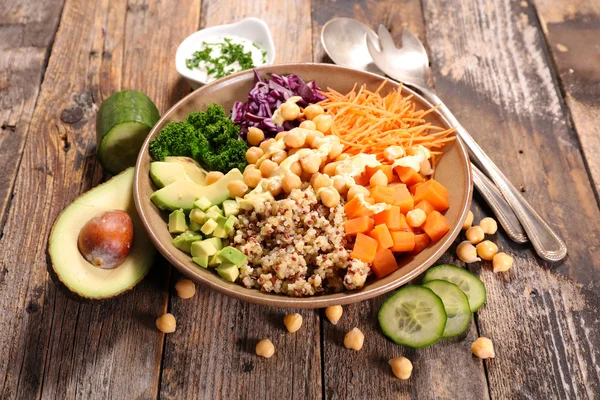 Healthy veggie bowl — Stock Photo, Image