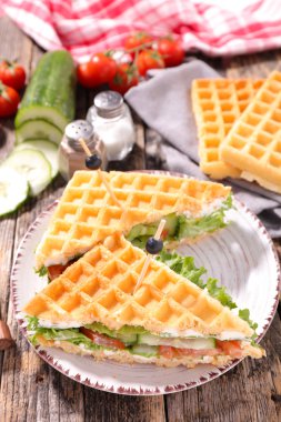 sebzeli gözleme sandviç