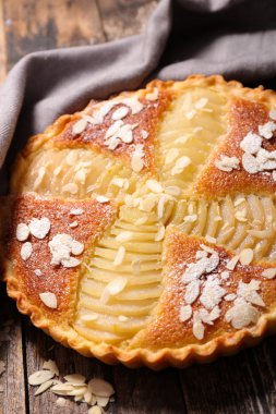 tatlı armut pasta