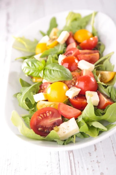 Salada de tomate e mussarela — Fotografia de Stock