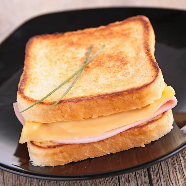 Croque-monsieur тост сендвіч — стокове фото