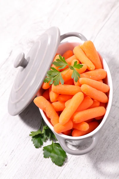 Raw baby carrots — Stock Photo, Image