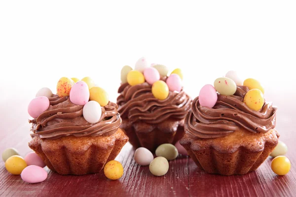 Cupcakes de chocolate Páscoa — Fotografia de Stock