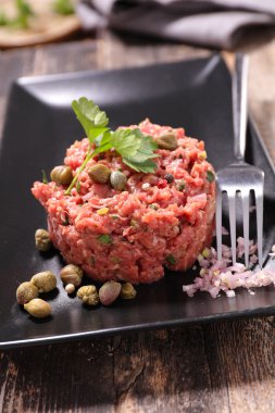 çiğ biftek tartar