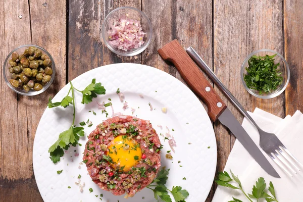 çiğ biftek tartar