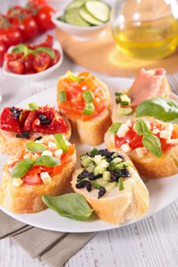 çeşitli bruschetta kanepe