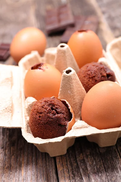 Easter eggs with chocolate brownies — Stock Photo, Image