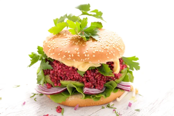 Burger z quinoa i buraki stek — Zdjęcie stockowe