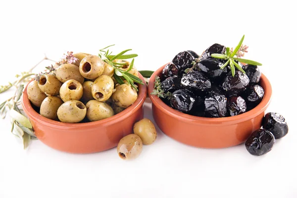 Yeşil ve siyah zeytin — Stok fotoğraf