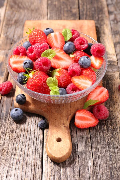 Fresh fruit salad — Stock Photo, Image