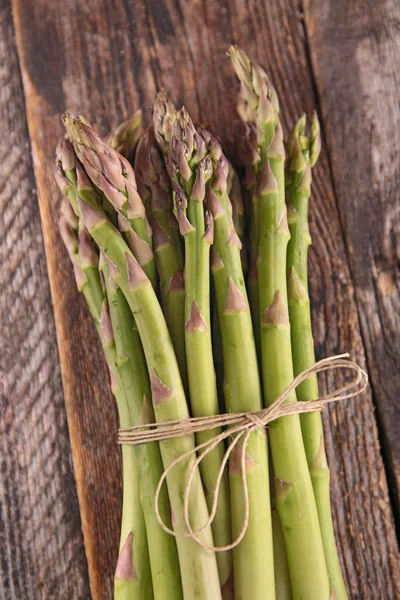 Asparagi crudi freschi — Foto Stock