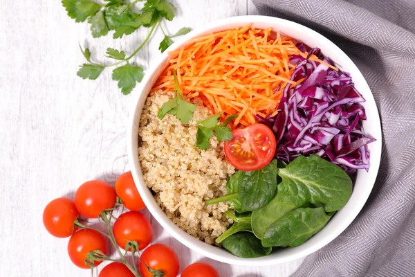 Mixed vegetarian salad — Stock Photo, Image