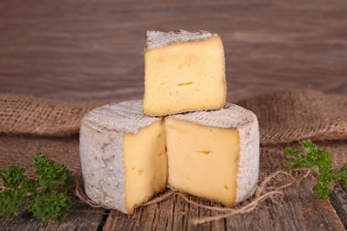 peynir parçaları Fransız