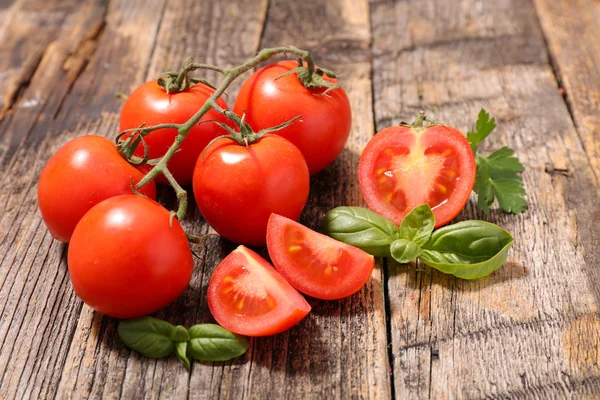 Pomodori freschi crudi — Foto Stock