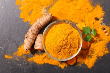 Curcuma toz baharat