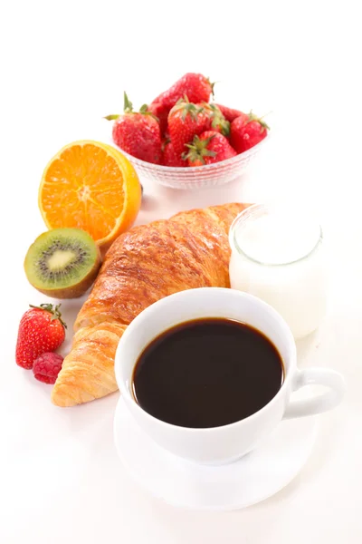 Taza de café, croissant y frutas —  Fotos de Stock