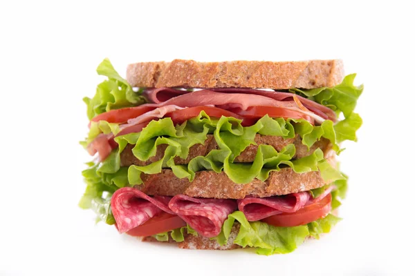 Sandwich met salami en tomaten — Stockfoto