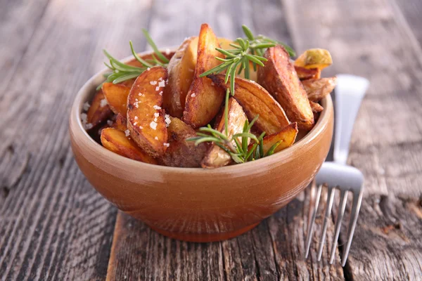 Klín smažené brambory — Stock fotografie