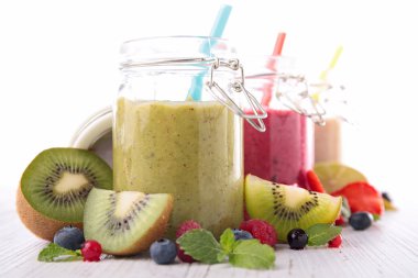 Çeşitli meyve suları.