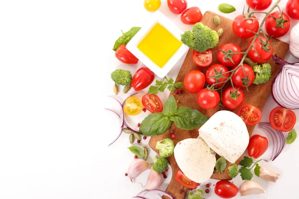 Pomodori, mozzarella e basilico — Foto Stock