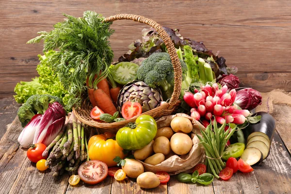 Assorted raw vegetables — Stock Photo, Image