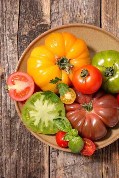 Odmiany pomidorów świeżych surowców — Zdjęcie stockowe