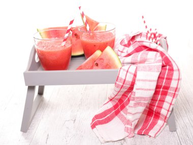 karpuz meyve yüzlü