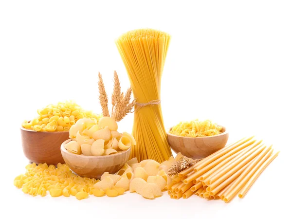 Diverse olika rå pasta — Stockfoto