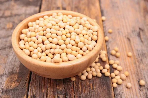 Soya beans in bowl — Stock Photo, Image