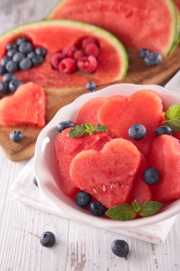 karpuz ve berry meyve