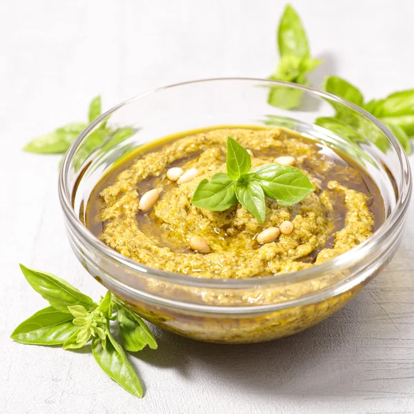 Pesto sauce in bowl — Stock Photo, Image