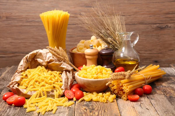 Assorted raw pasta — Stock Photo, Image