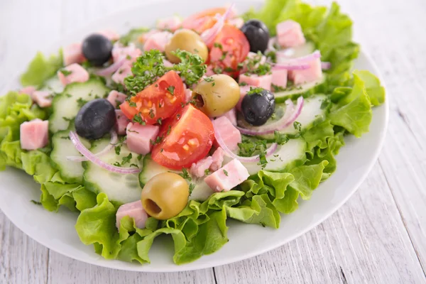 Vegetable salad with olives — Stock Photo, Image