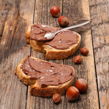 Çikolatalı ekmek.