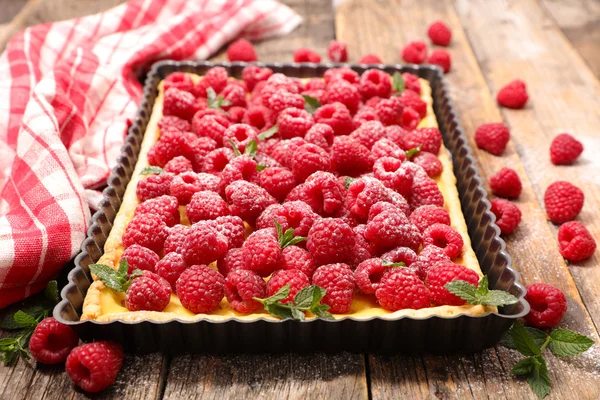 Sweet raspberry tart — Stock Photo, Image