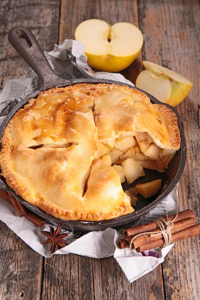Sweet apple pie — Stock Photo, Image