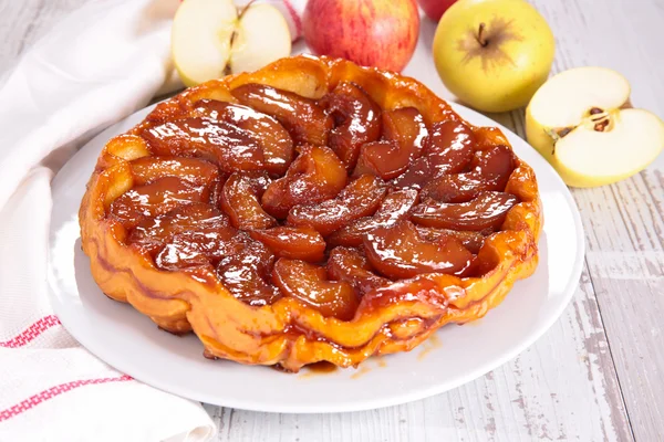 Plăcintă cu mere caramel — Fotografie, imagine de stoc