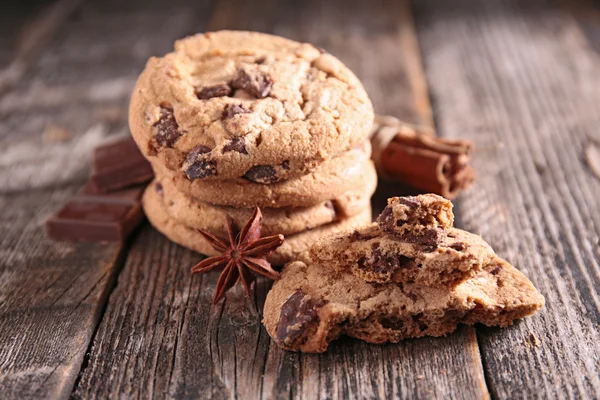Chocolate cookies with spices — Stock Photo, Image