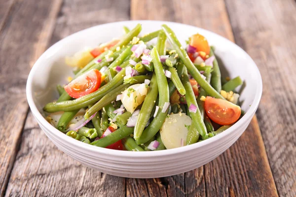 Ensalada de verduras con judías verdes —  Fotos de Stock