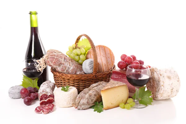 Auswahl an Wein, Käse und Fleisch — Stockfoto