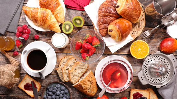 composition of continental breakfast